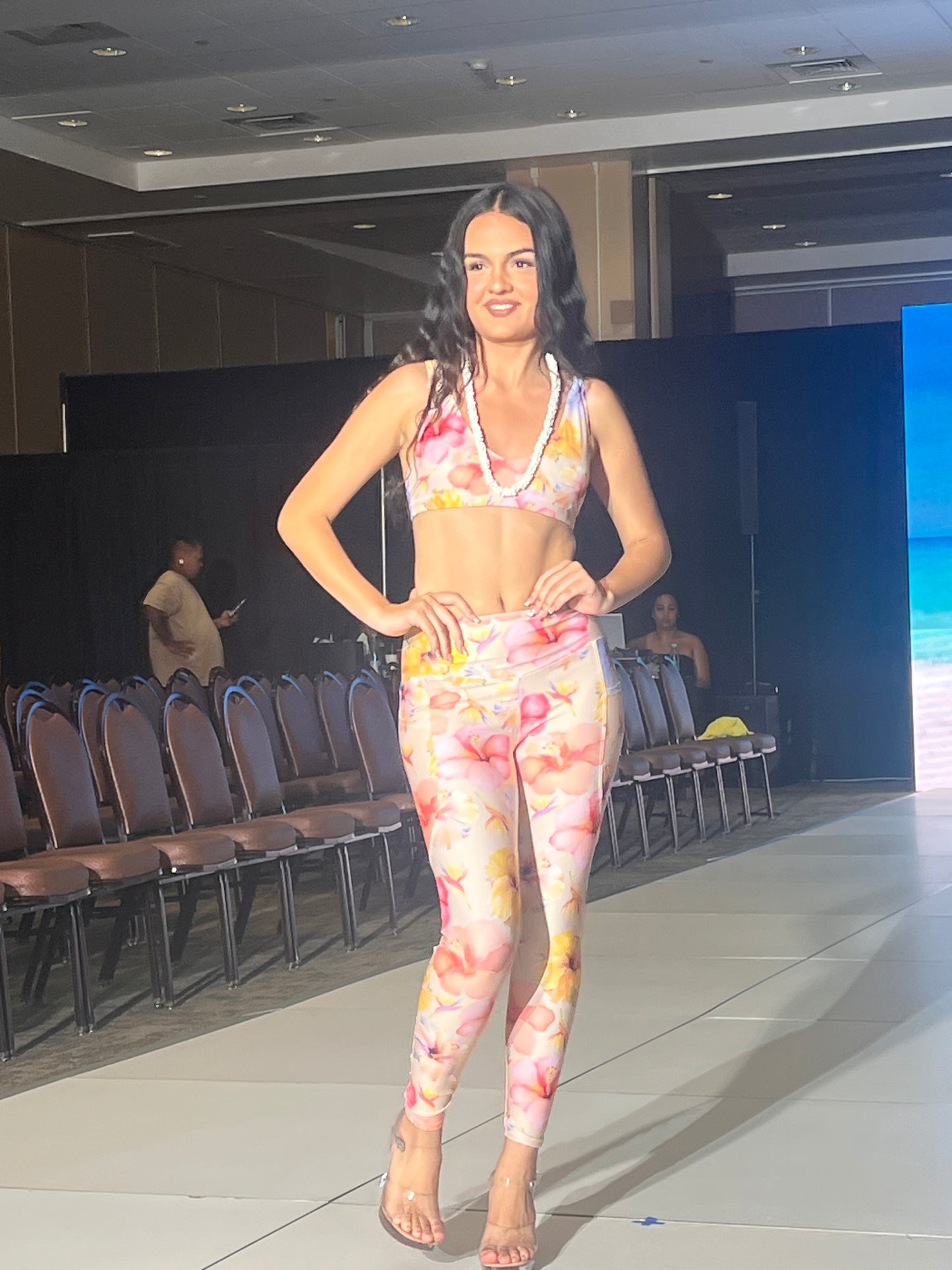 Sandy Watercolor Hibiscus Recycled Leggings
