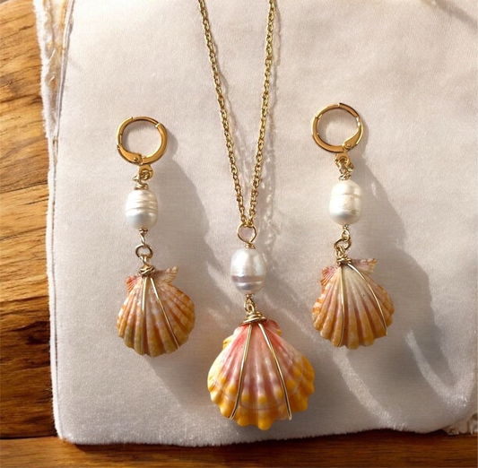 Rare Sunny (Sunrise Shell) & Pearl Necklace