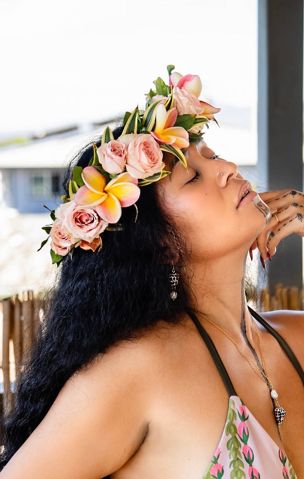 Fresh Tropical Flower Crown, Lei Po’o, Mwaar (O’ahu Only)